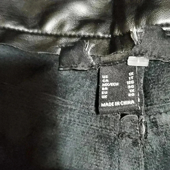 F21 faux leather shorts with fringe - Picture 7 of 14